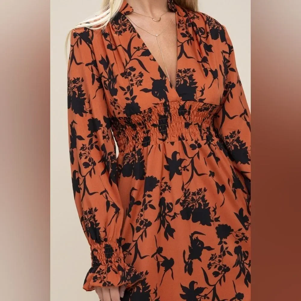 Floral Print Bishop Sleeve Shirred Dress - Picture 4 of 4